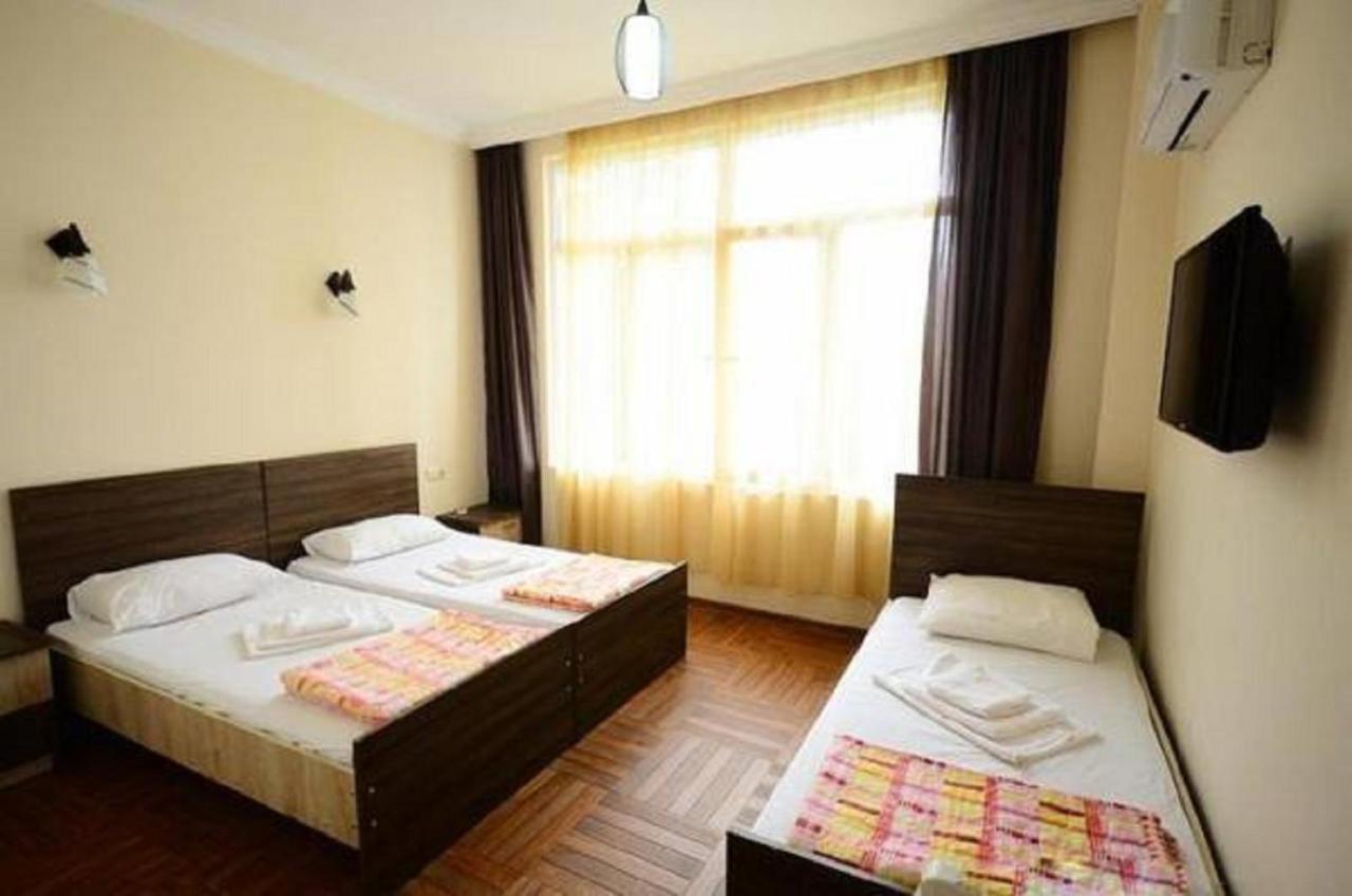 Hotel Nine Brothers Махинари Екстериор снимка