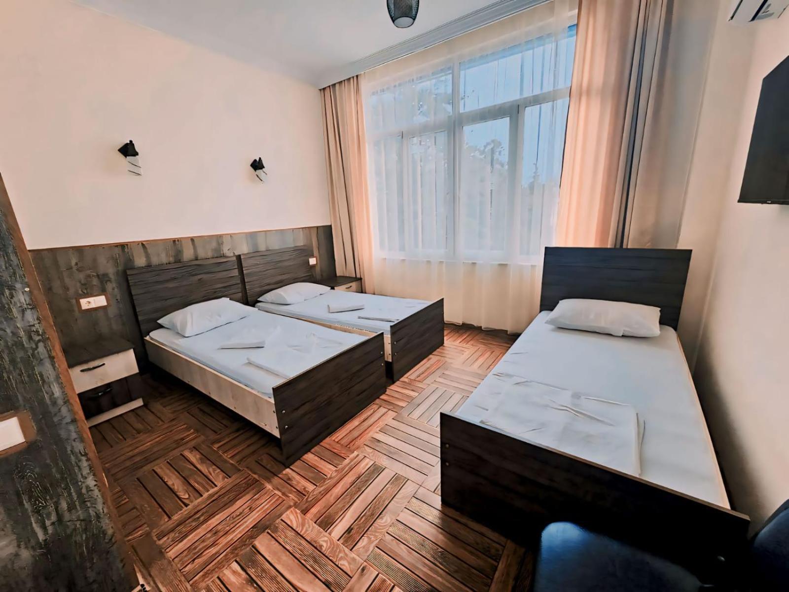 Hotel Nine Brothers Махинари Екстериор снимка